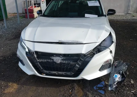 2021 Nissan Altima Sr Fwd из США, поврежденный, VIN 1N4BL4CV0MN408186